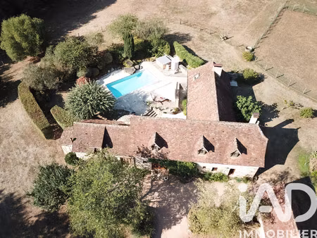 vente maison 4 pièces 250 m² le bourg (46120)