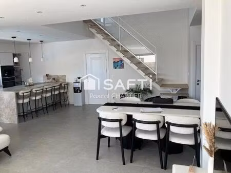 maison contemporaine sur loire authion  exposition se  avec piscine.