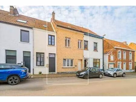 maison unifamiliale rénovée avec 3 ch. à rhode-saint-genèse