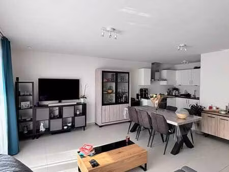 appartement 2ch – gare d'enghien – parking & borne ev