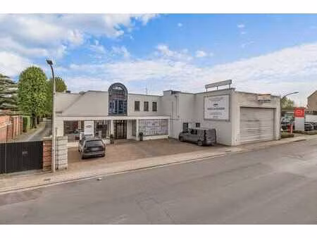 multifunctioneel opbrengsteigendom op toplocatie!