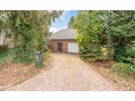 espace  lumière et potentiel dans un emplacement recherché