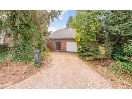 espace  lumière et potentiel dans un emplacement recherché