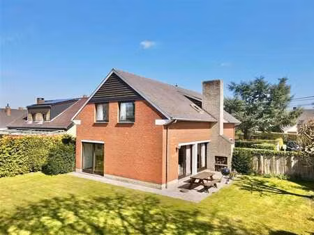 charmante maison 4ch avec jardin et terrasse idéalement situ