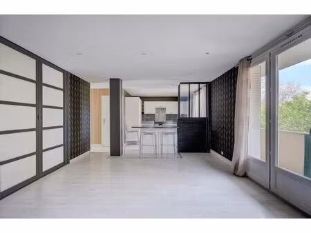 appartement de 5 pièces de 86 m² à villeurbanne