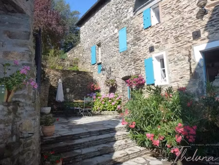 vente propriété 11 pièces 200 m² à saumane (30125)  550 000 €