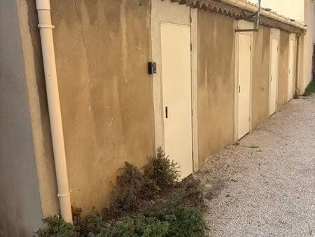 remise stockage bâtiment