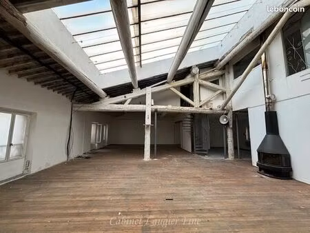 local 220 m² marseille