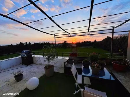 apparemment bel air 61m2 + 1 parking sous terrain