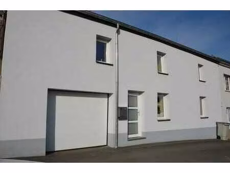 maison 4 chambres - peb a – jardin - centre habay-la-neuve