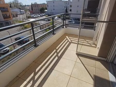 appartement t2  arles  43 m²