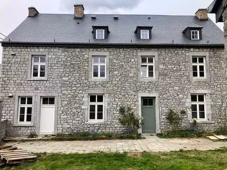 appartement 2 ch. rénové  de caractère  à gesves (haltinne)