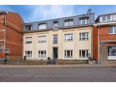 appartement avec terrasse  grenier aménagable et ascenseur