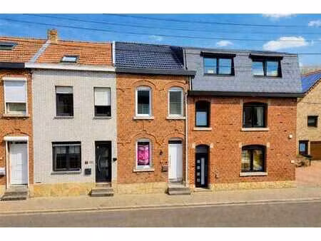 maison renovee - 3ch - terrasse - jardin - peb c