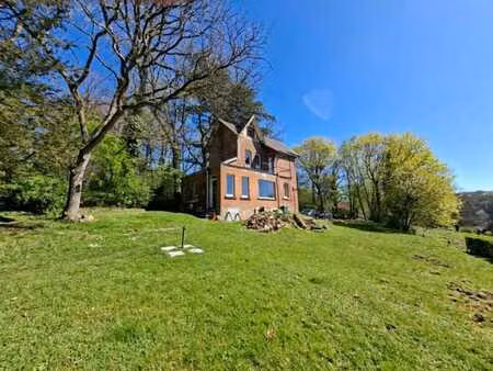 villa à rafraichir à hony avec vue exceptionnelle