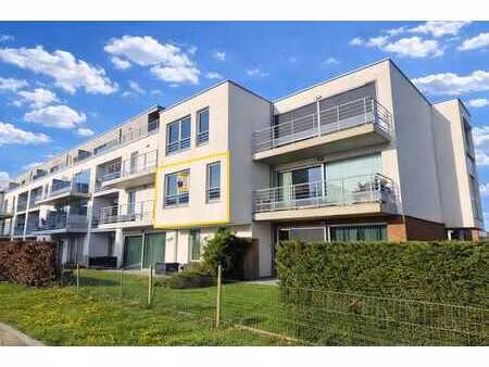 studio en excellent état – situation idéale à ath