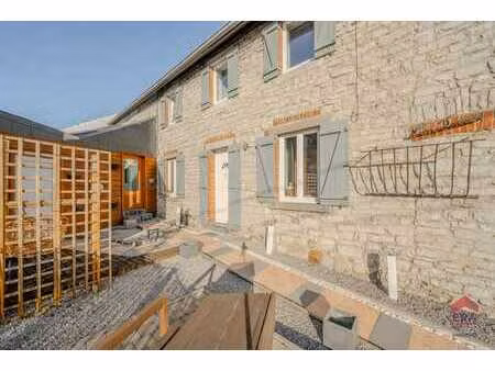 maison pleine de charme avec jardin sur 840 m² à jemeppe