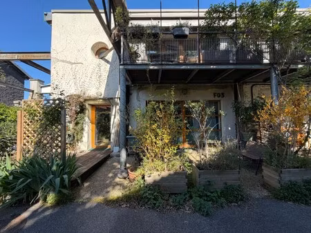 maison de luxe à vendre dans le quartier cité pierre et marie curie