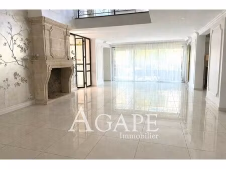 maison de luxe à vendre à saint-maur-des-fossés