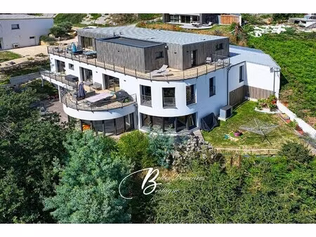 maison de luxe à vendre à trébeurden