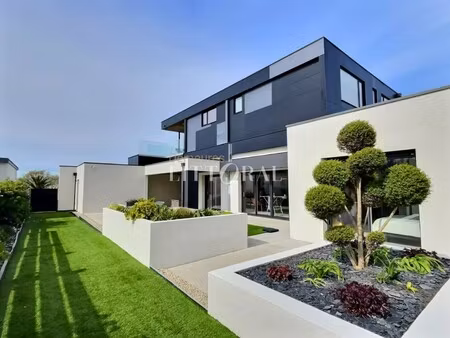maison de luxe à vendre à trégastel