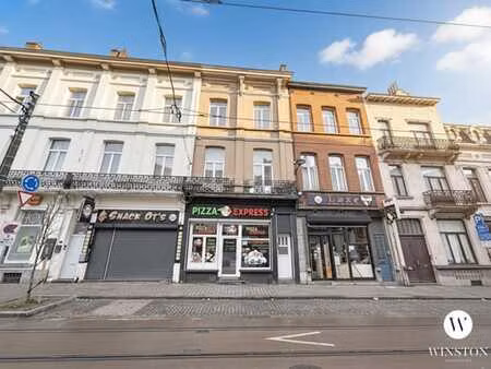 immeuble de rapport - rdc commercial + 2 logements