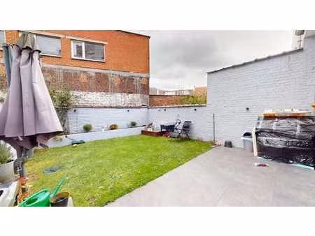 rez-de-chaussée + jardin - 2 chambres