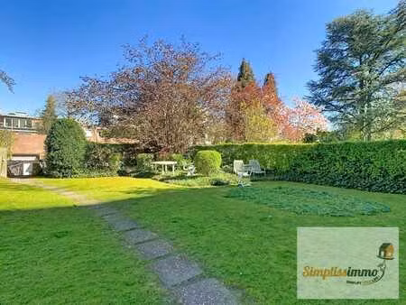 appart. de standing 4 ch. 170 m² terrasses cave parking priv