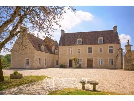 manoir à vendre à saint-pierre-du-bû