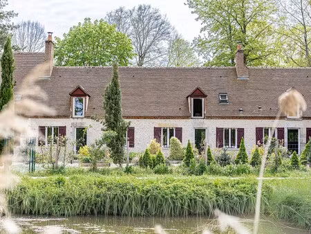 maison de luxe à vendre à combreux