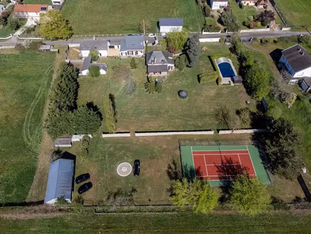 vente propriété 20 pièces 453 m² à avermes (03000)  790 000 €