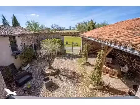 vente maison 11 pièces 374 m² à roquecourbe (81210)  649 000 €