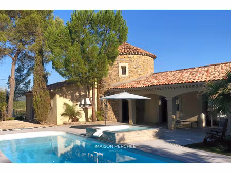 vente villa 7 pièces 196 m² à carces (83570)  740 900 €