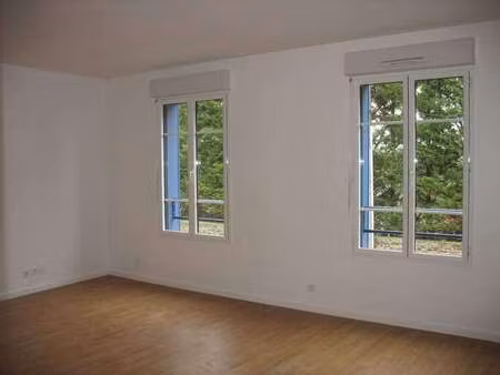 location appartement 2 pièces à montfort-sur-meu (35160) : à louer 2 pièces / 49m² montfor