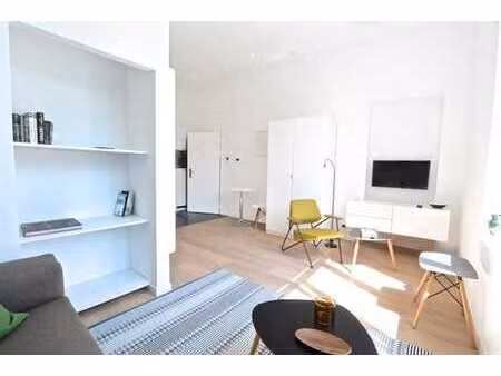 louise | studio meublé