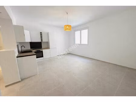 appartement 4 pièces avec vue mer à toulon - le mourillon