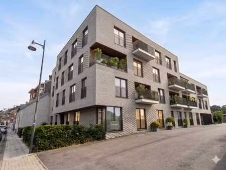 charmant rez-de-chaussée 2 chambres de +/- 85 m2