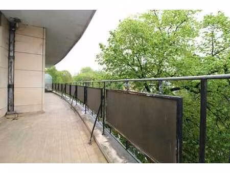 observatoire - appartement 2ch + terrasse + parking