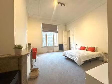 chambre avec terrasse en co-living – toison d'or