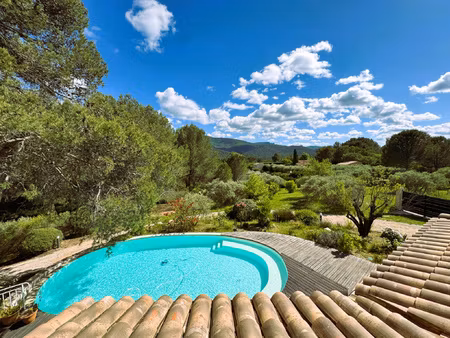 superbe villa t8 dominante : entre calme et nature