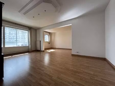 location appartement 4 pièces à rennes centre ville (35000) : à louer 4 pièces / 74m² renn