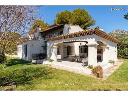 maison 6 pièces 175 m²