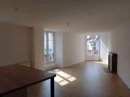 location appartement 5 pièces à janzé (35150) : à louer 5 pièces / 123m² janzé