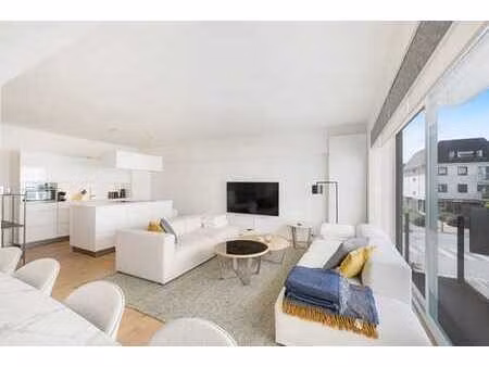 appartement équipé situé au zoute  à quelques pas de la digu