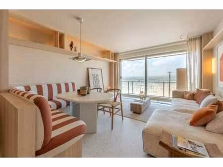 appartement rénové avec vue sur mer