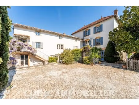 maison de luxe à vendre à saint-étienne-des-oullières