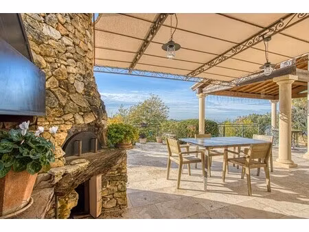 maison de luxe à vendre à venasque