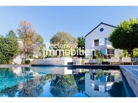 maison de luxe à vendre dans le quartier bord de seine-les martinets