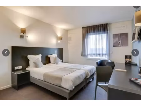 vente appartement 28 m² à rungis (94150)  67 000 €