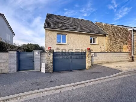 pavillon 116 m² mitoyen d'un cote sur sous-sol complet a aigle